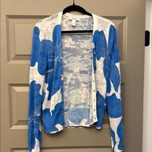 White House Black Market WHBM LIKE NEW Women's Cardigan